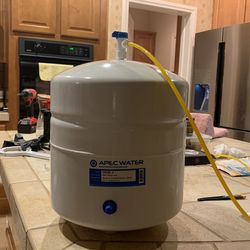 Undersink Water Filtration System
