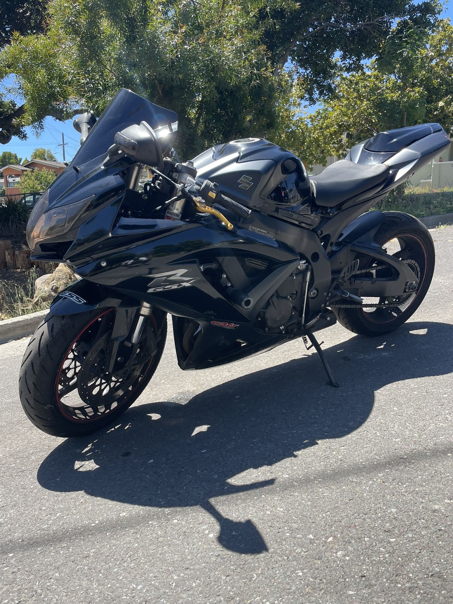 🏍️ 2012 Suzuki GSX-R 600 – Clean, Fast & Priced to Sell! 🏍️ 💲**$4500 OBO** | 📍Oakland