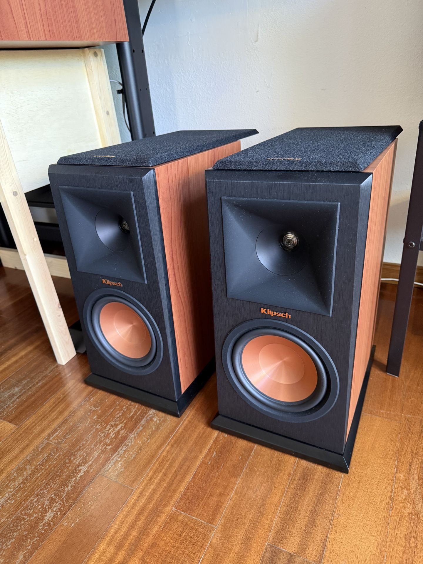 Klipsch RP-160M Bookshelf Speakers