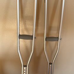 Crutches 