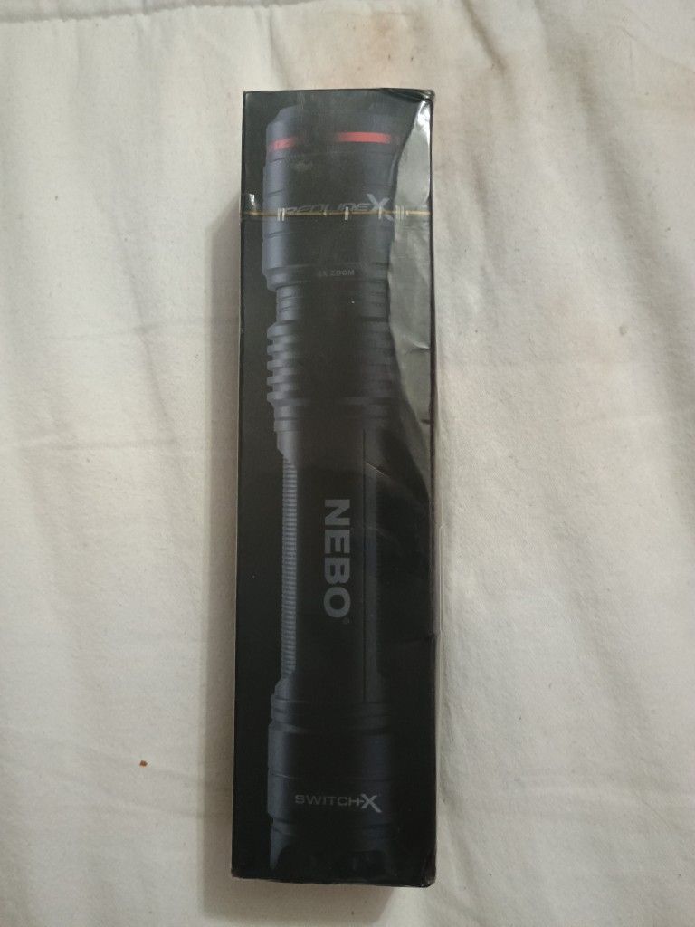 NEBO FLASHLIGHT