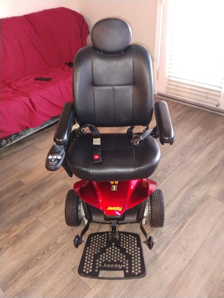 Jazzy Elite Es Electric Wheelchair