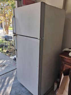 GE Apartment Size Fridge