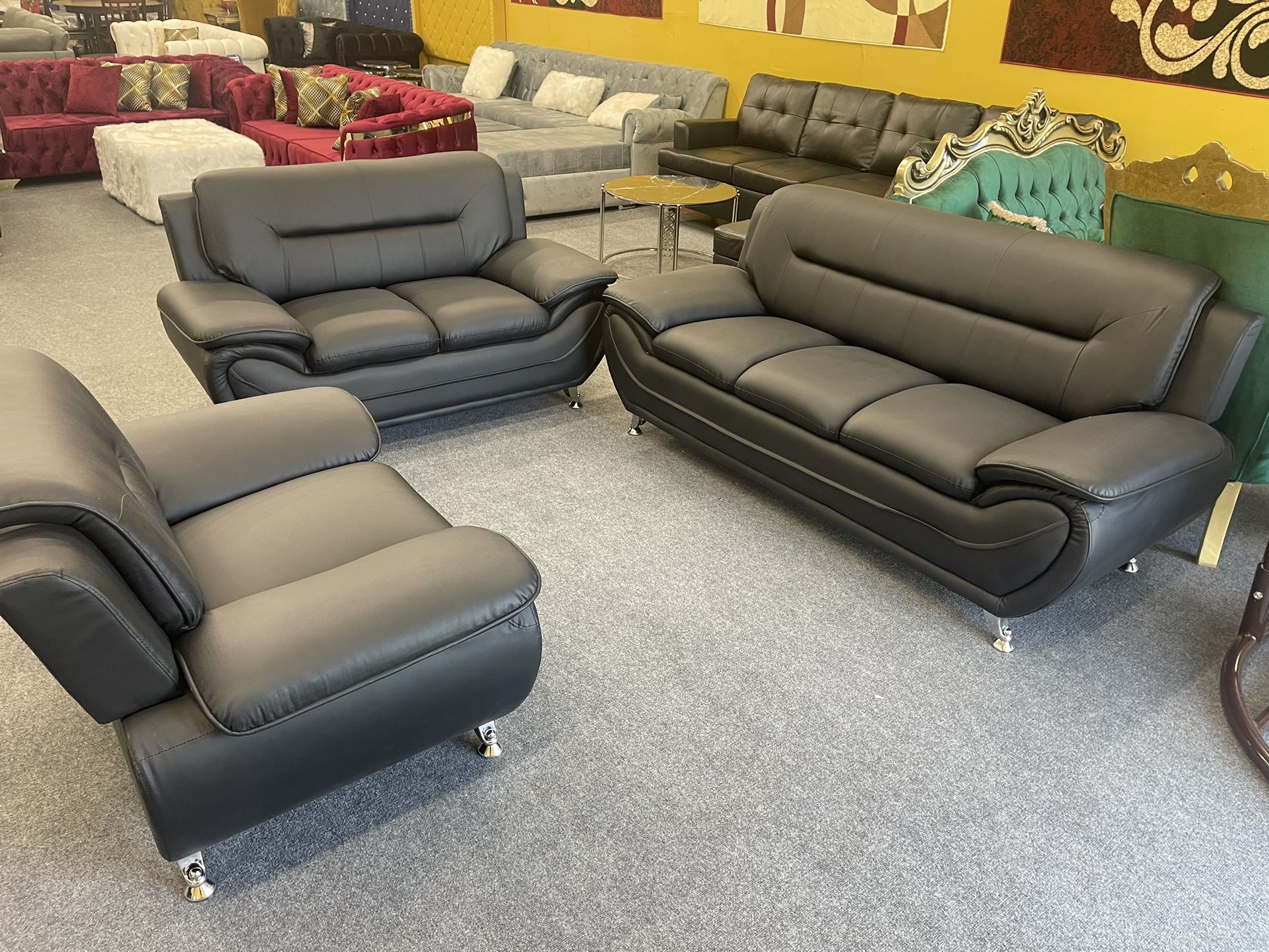 New Black Leather Living Room Sofa Set 3pc - Delivery And Financing Available
