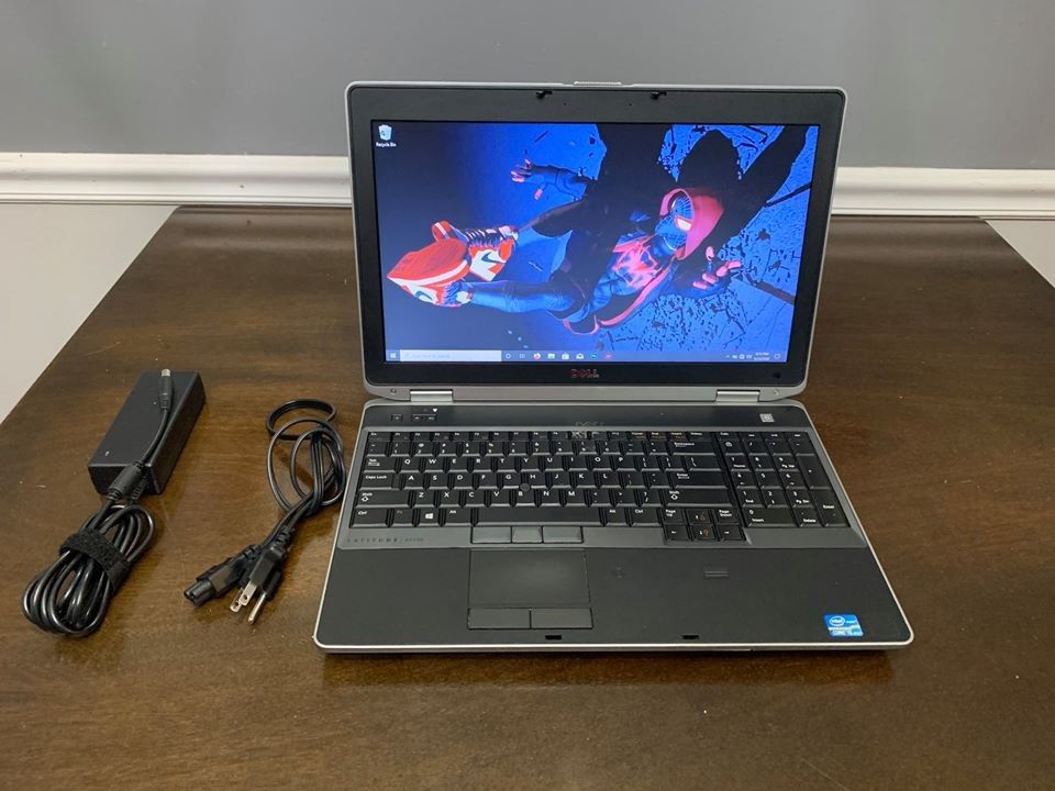 Dell Latitude E6530 15.6 Screen~2.5 i5,8gb,128SSD,Windows10, Photoshop,Office,New Extended Battery