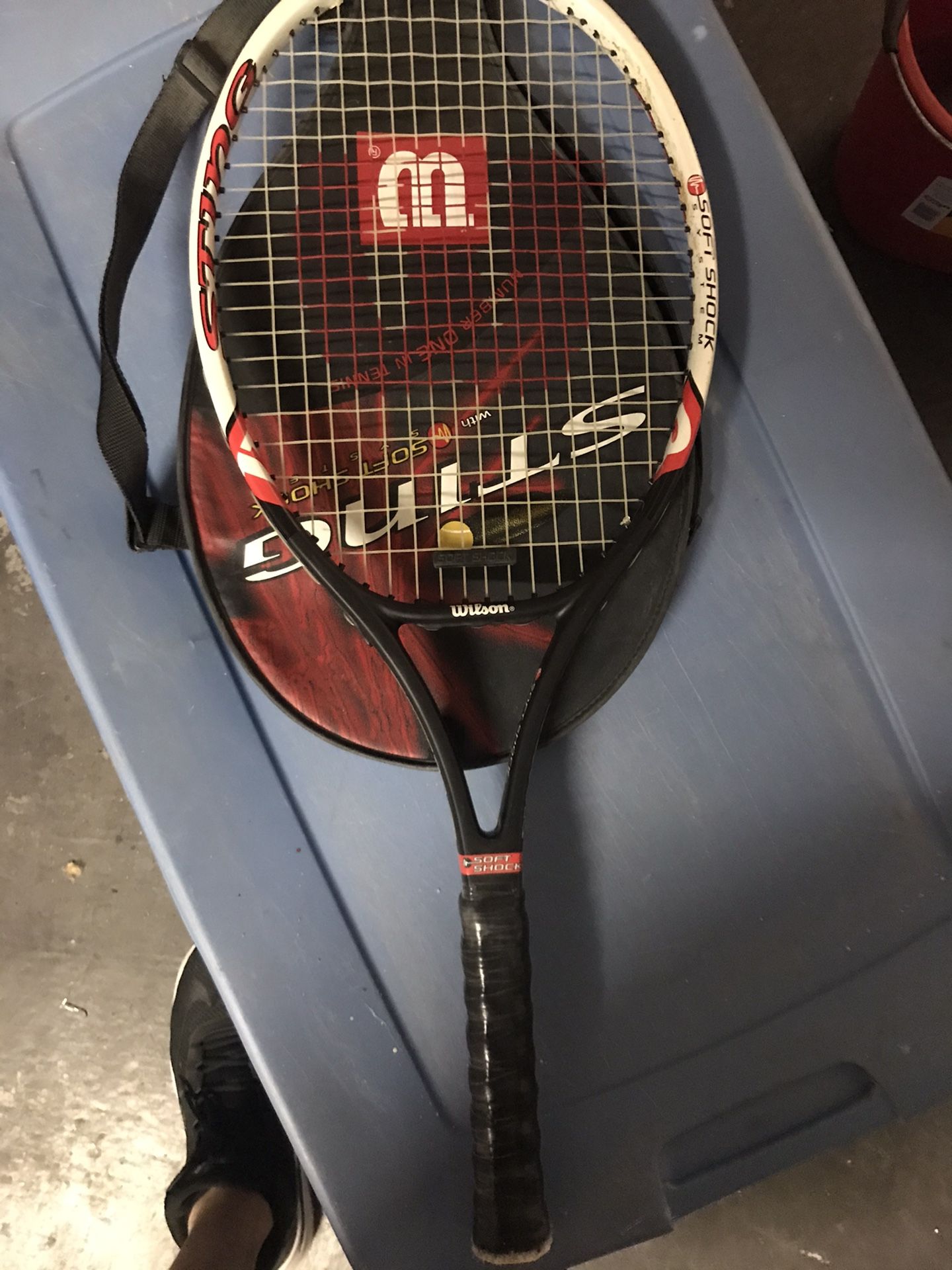 Tennis racket