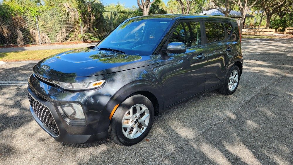 2022 Kia Soul S