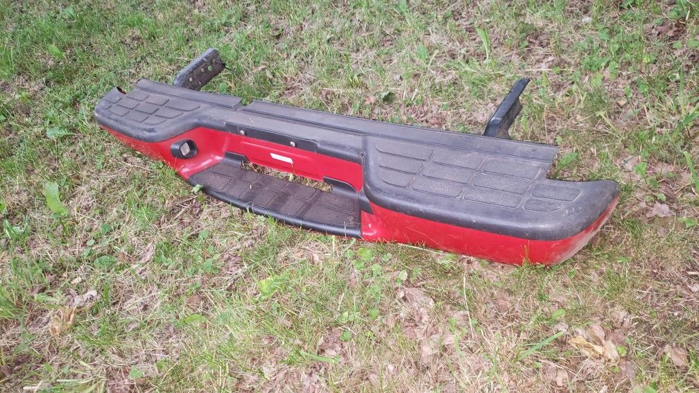 2003 S-10 Extreme Rear Bumper - Like New - Now In FL.