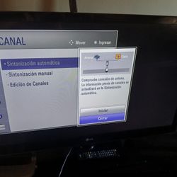 TV LG. Everything Ingrate Condition Complete40 In $60 Firm Prise LED