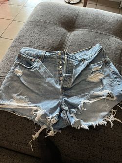 Levi Shorts