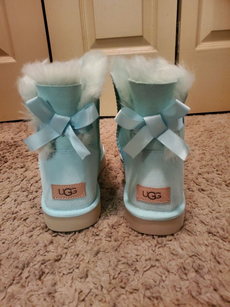 Tiffany blue Uggs