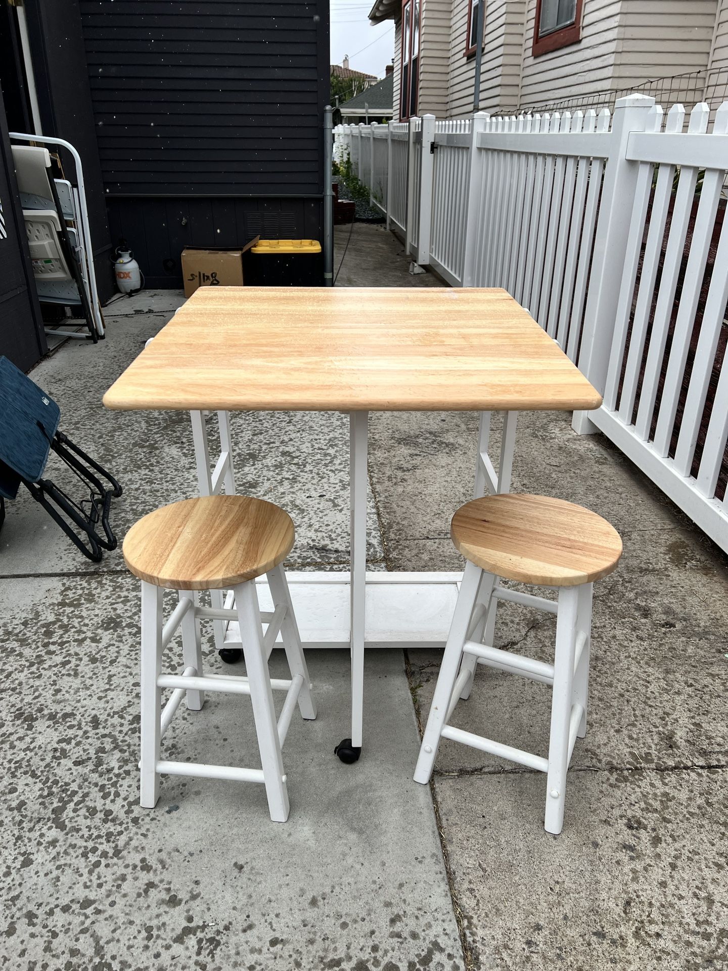 Kitchen Table and Stools
