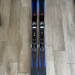 Salomon XDR 88 Ti Skis (165cm) w/ Warden 11 Bindings – Great for Beginners