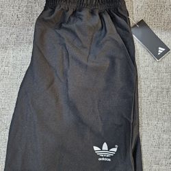 Brand New Men's Adidas Shorts Size Medium 