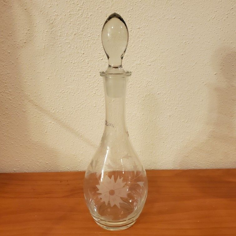 Vintage Toscany Etched Glass Wine Decanter 13” Floral Design & Stopper
