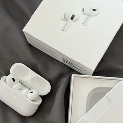 AIR POD PRO 2 NOISE CANCELATION *BEST OFFER* WILL NEGOTIATE ON PRICING