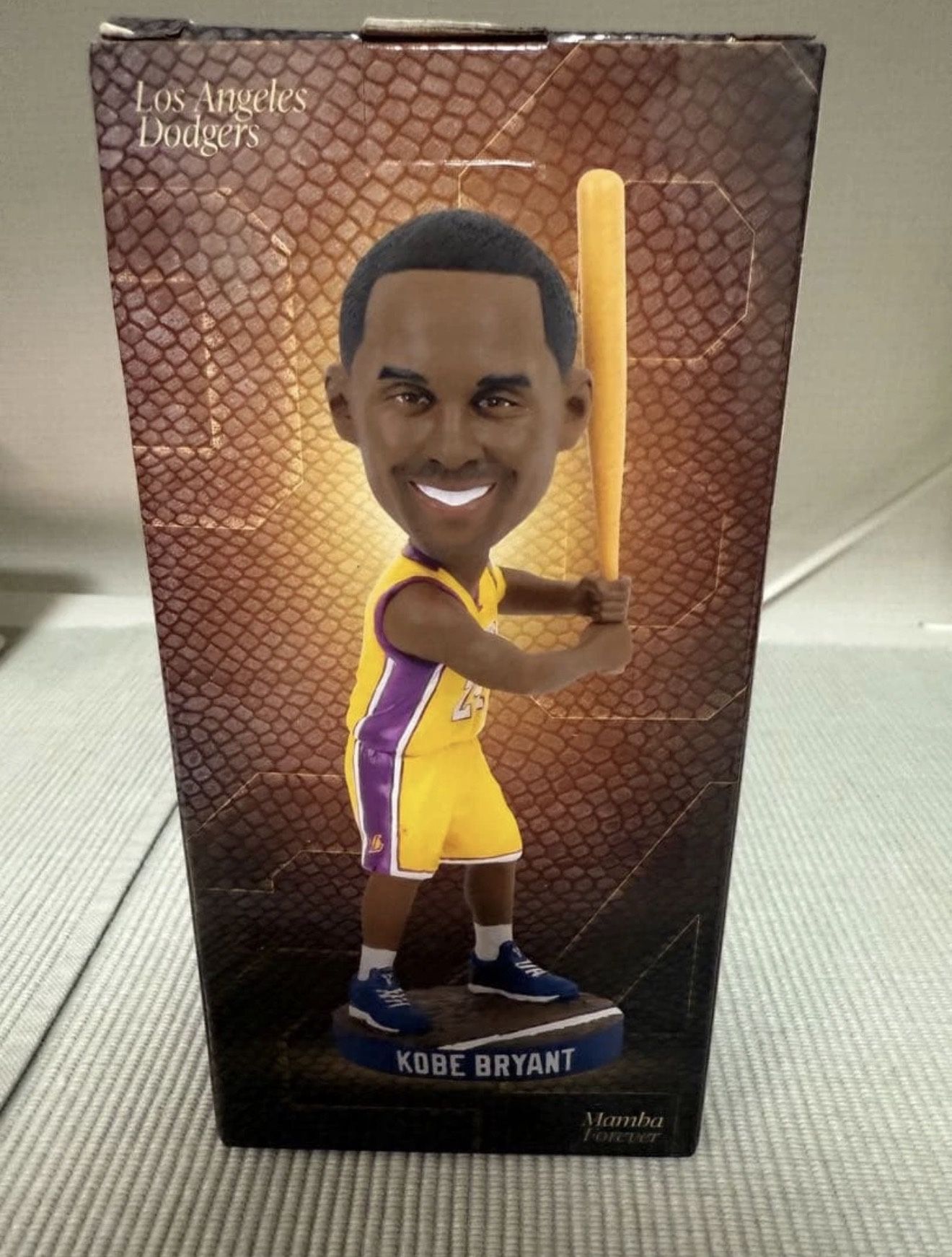 Kobe Bryant Los Angeles Dodgers ボブルヘッド Kobe Bryant bobblehead Dodgers 2025