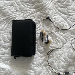 Bose Headphones- Earphones 