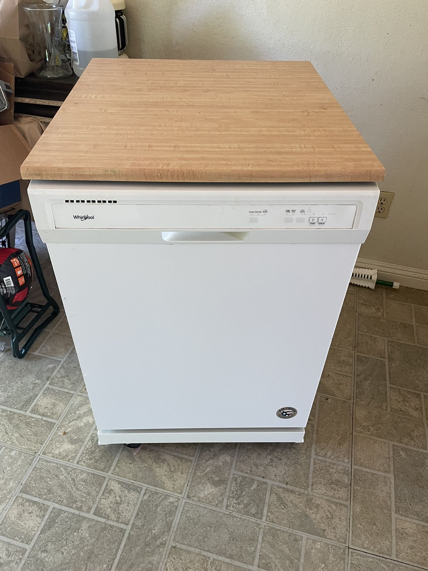 Portable dishwasher