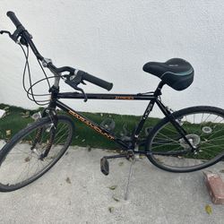 Schwinn Paramount Series 70 PDG Hybrid Bike – Shimano Deore XT – Medium Frame – Great Condition