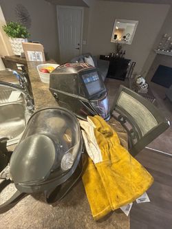 Welding hood