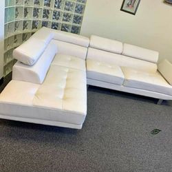 Antares White Modern Sectional