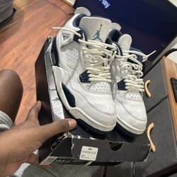 Jordan 4s Retro 