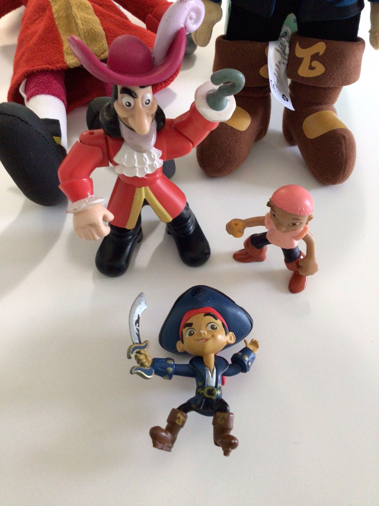 Officia Captain Hook Jake and The Neverland Pirates Plush doll toy