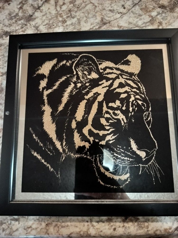 Nice Tiger About Foot Wide Glass