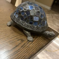 DALE TIFFANY BLUE TURTLE ACCENT LAMP LIGHT ANTIQUE BRONZE ART GLASS E127146