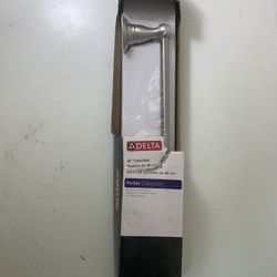 Delta Porter 18” Towel Bar 