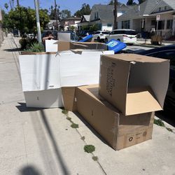 FREE MOVING BOXES