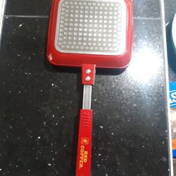 NEW WOT RED COPPER SANDWICHE MAKER