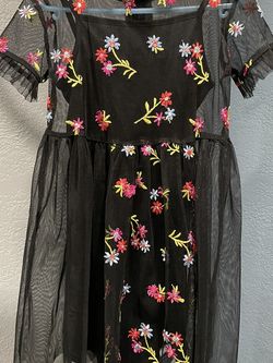 Girls Size 4-5 Dress