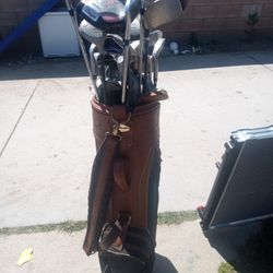 Golf Clubs 