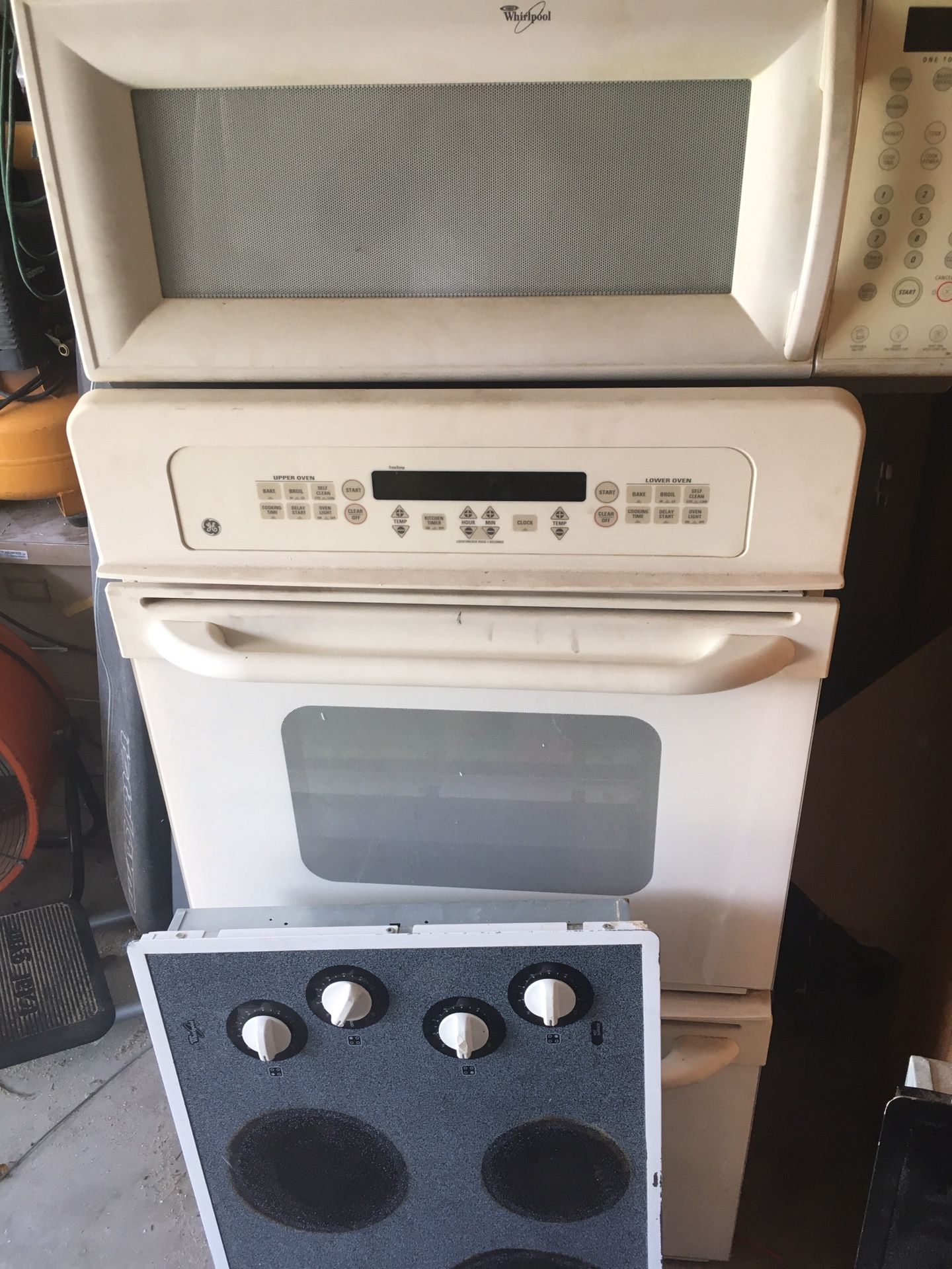 GE Whirlpool White Kitchen Appliances