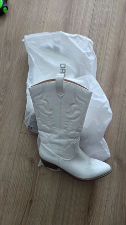 White Cowboy Boots - women size US 8
