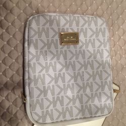 MICHAEL KORS IPAD TABLET CASE