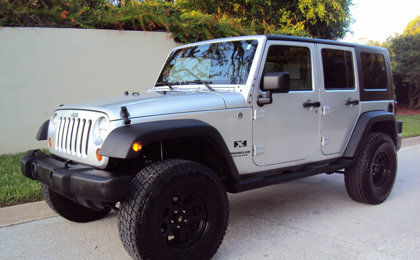 Refllie 2007 Jeep Wrangler 4WDWheels Clean Title
