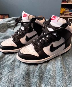 Nike Dunk Panda 2021 size 5Y or women’s 6.5