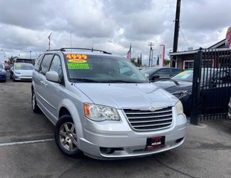2009 Chrysler Town & Country