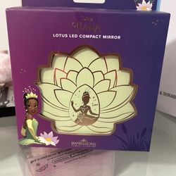 Disney Princess Tiana impressions vanity led compact mirror