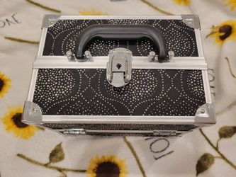 Make Up Box