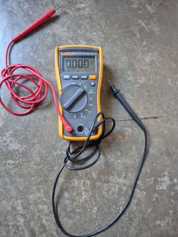FLUKE TESTER