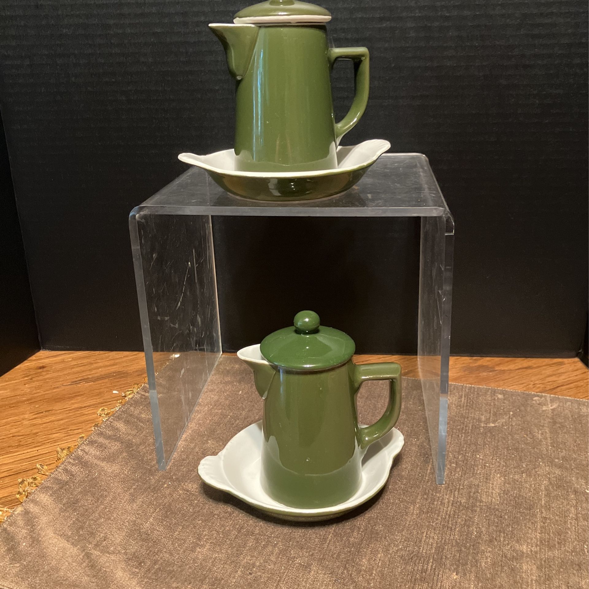 Vintage Hall China 4” Teapots & Side Dishes-Avocado Color