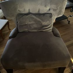 Chocolate Brown Accent Chair. Read Description….