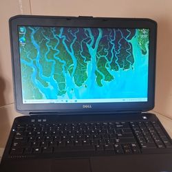 Excellent Dell 16 inches i3  Computer w charger