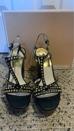 Michael Kors platforms- Brand New! Size 8