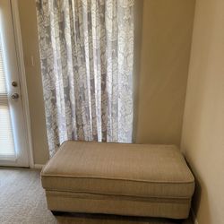 Couch Sofa Seat - Like A New 