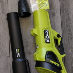 RYOBI

40V HP Brushless 190 MPH 730 CFM Cordless Battery Jet Fan Leaf Blower (Tool Only)

Like New 

Tool only, does not include battery

This blower 